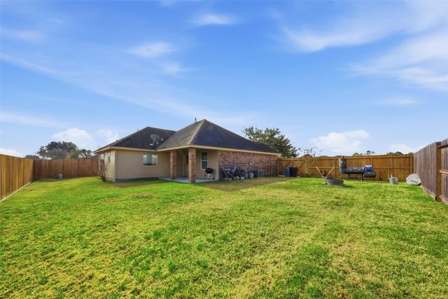 11806 Oregon Trail, Santa Fe, TX 77510