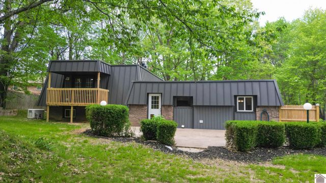 130 Garland Drive, Paducah, KY 42001