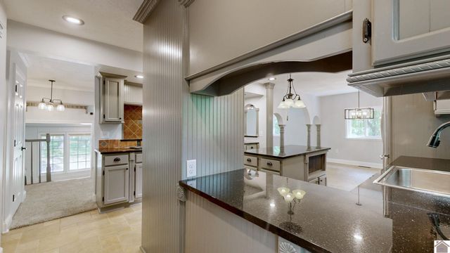 130 Garland Drive, Paducah, KY 42001