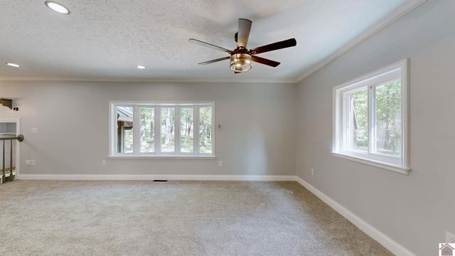 130 Garland Drive, Paducah, KY 42001