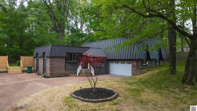 130 Garland Drive, Paducah, KY 42001