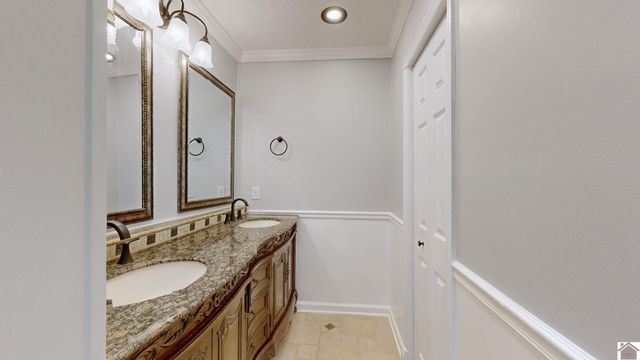 130 Garland Drive, Paducah, KY 42001