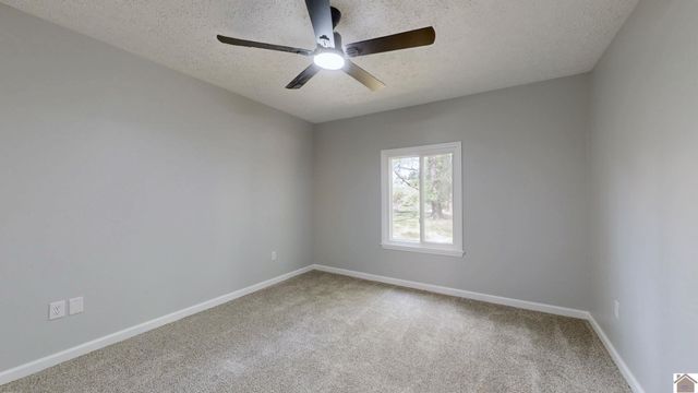 130 Garland Drive, Paducah, KY 42001
