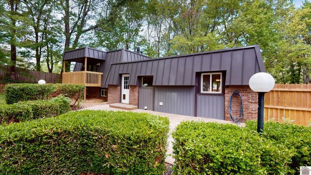 130 Garland Drive, Paducah, KY 42001