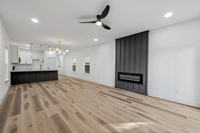 2413 Easley, Dallas, TX 75215