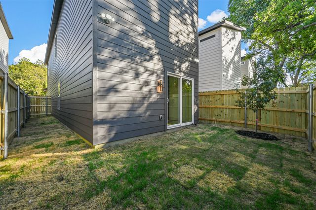 2413 Easley, Dallas, TX 75215
