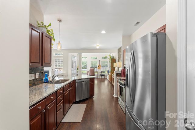 6005 Boathouse Lane A, Cramerton, NC 28032