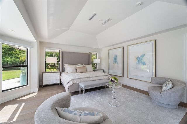 6582 Trail BLVD, Naples, FL 34108