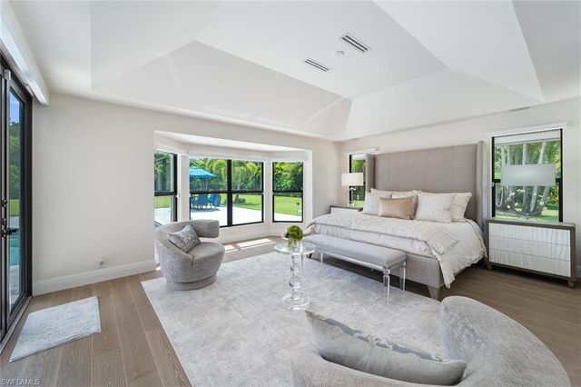 6582 Trail BLVD, Naples, FL 34108