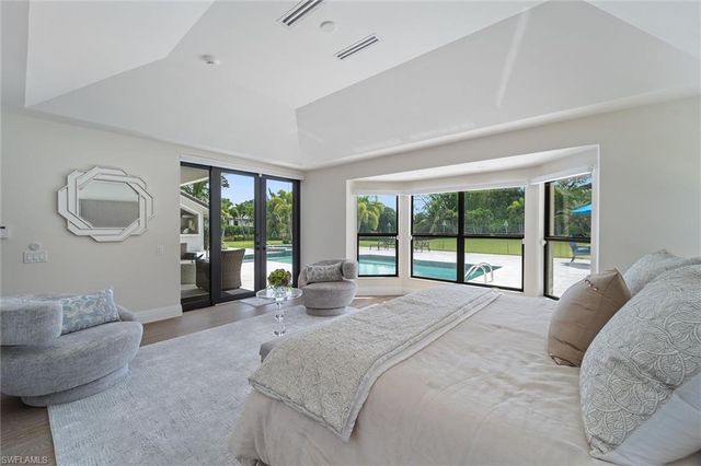 6582 Trail BLVD, Naples, FL 34108