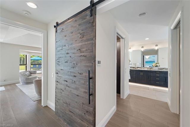 6582 Trail BLVD, Naples, FL 34108