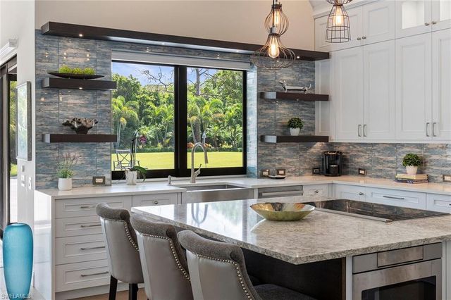 6582 Trail BLVD, Naples, FL 34108