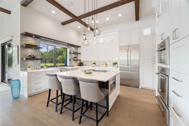 6582 Trail BLVD, Naples, FL 34108