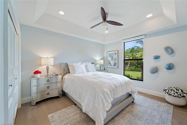 6582 Trail BLVD, Naples, FL 34108