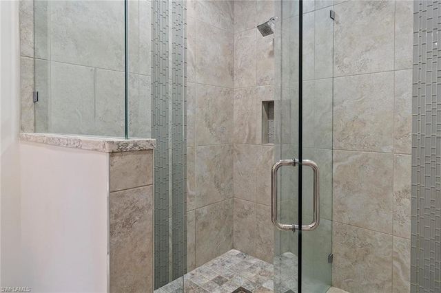 6582 Trail BLVD, Naples, FL 34108