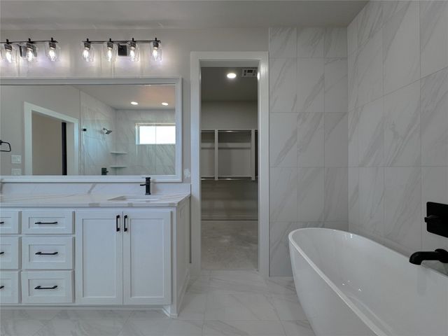 7129 NW 155th Street, Edmond, OK 73013