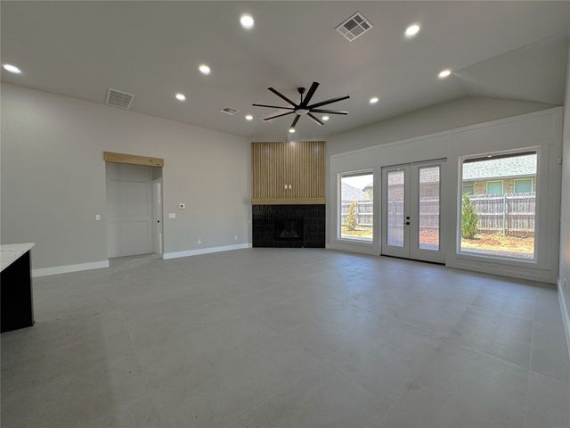 7129 NW 155th Street, Edmond, OK 73013