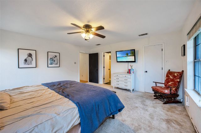 4368 Florance Road, Ponder, TX 76259