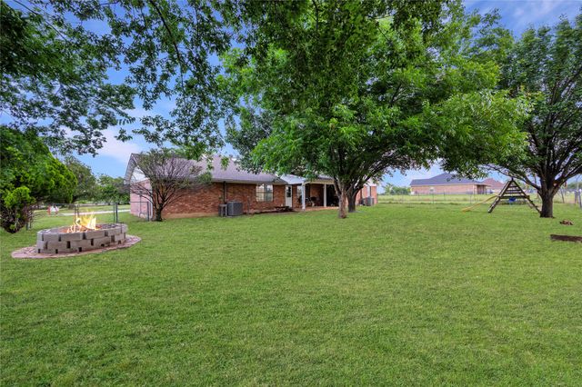 4368 Florance Road, Ponder, TX 76259