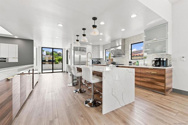 13934 Recuerdo Drive, Del Mar, CA 92014