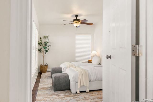 511 N Meadowlane, San Antonio, TX 78209