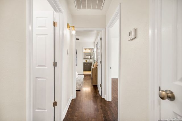 511 N Meadowlane, San Antonio, TX 78209