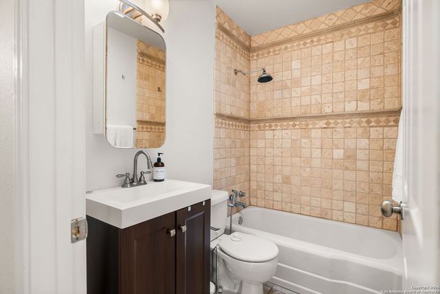 511 N Meadowlane, San Antonio, TX 78209