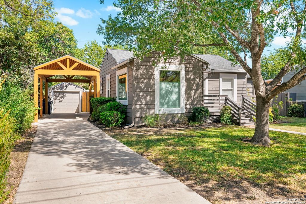 511 N Meadowlane, San Antonio, TX 78209