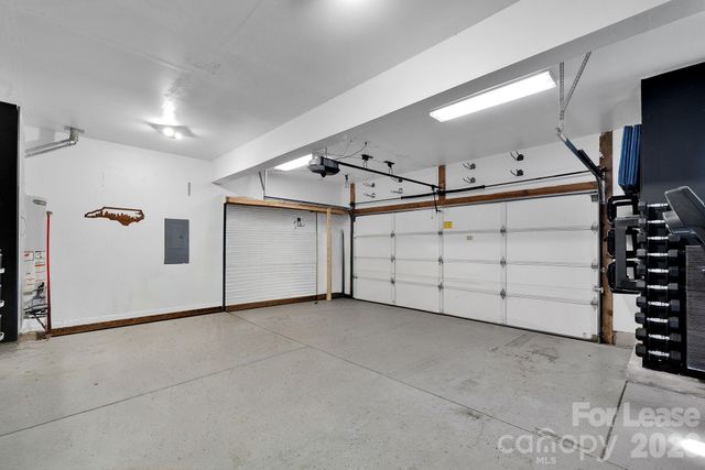 9815 Nottinghill Lane, Charlotte, NC 28269