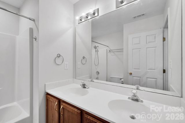 9815 Nottinghill Lane, Charlotte, NC 28269