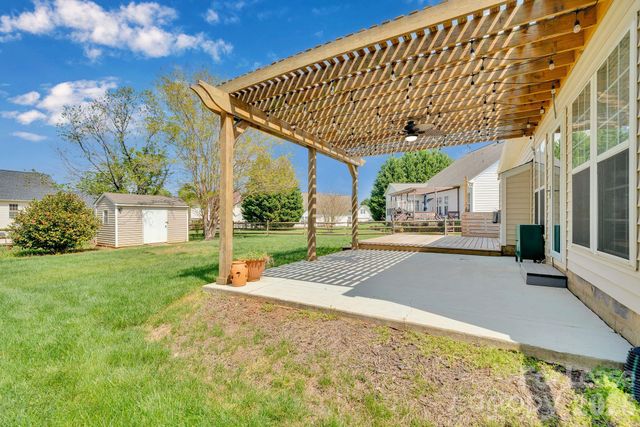 9815 Nottinghill Lane, Charlotte, NC 28269