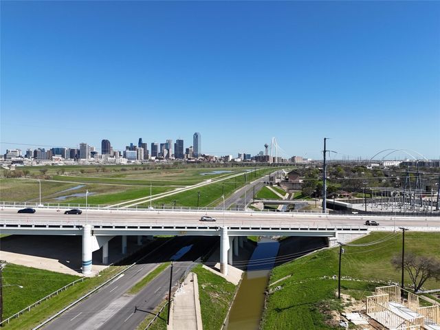 825 Shaw Street, Dallas, TX 75212