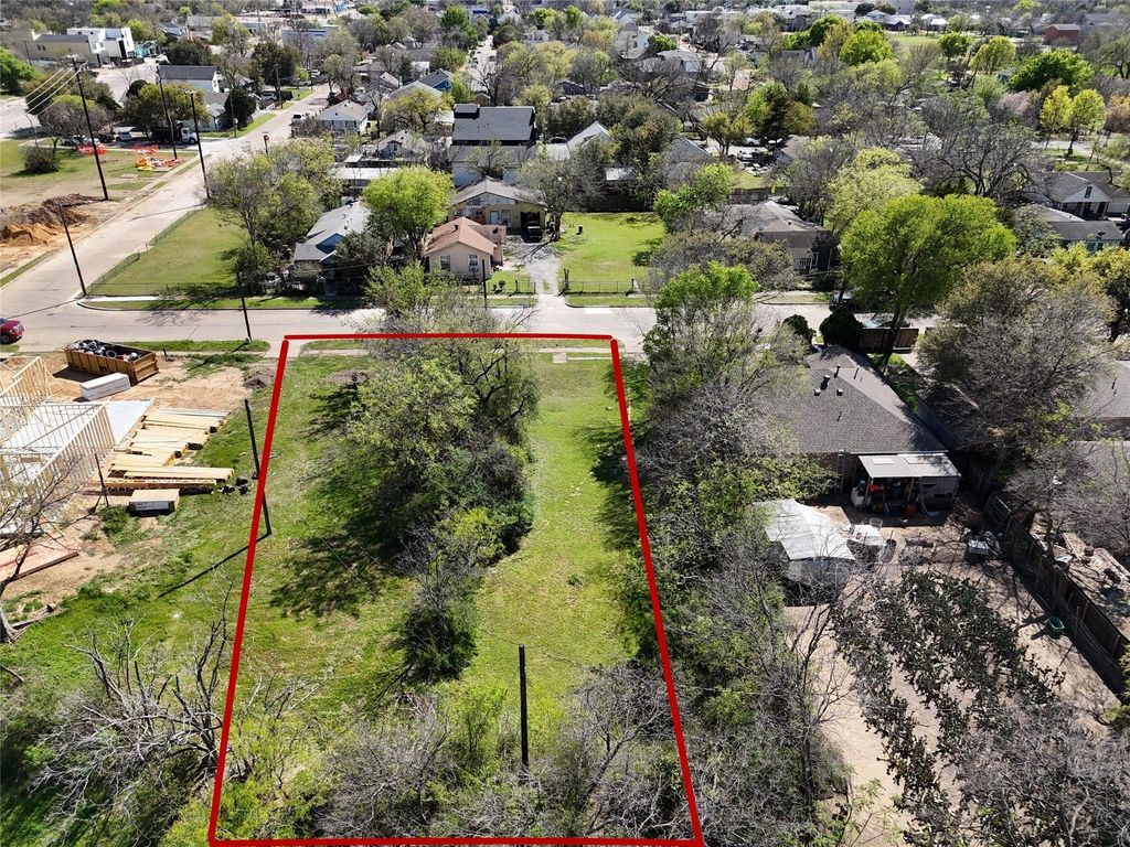 825 Shaw Street, Dallas, TX 75212