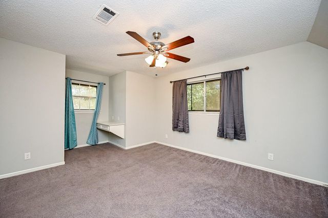 602 Mobile Court, Conroe, TX 77302