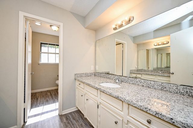 602 Mobile Court, Conroe, TX 77302