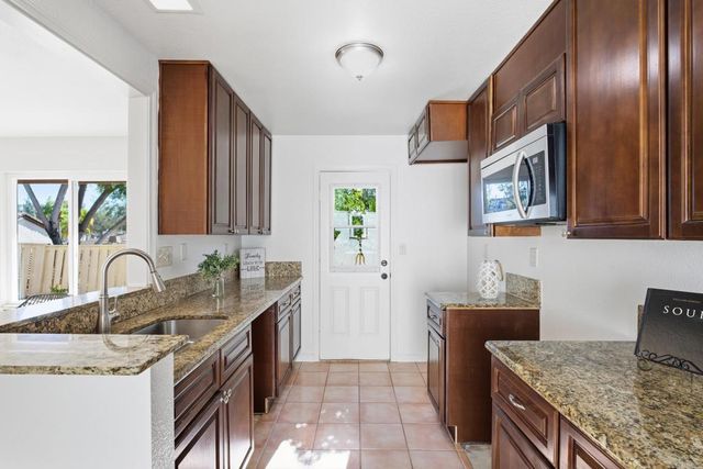 1823 Castle, Escondido, CA 92029