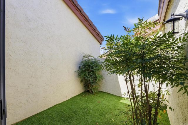 1823 Castle, Escondido, CA 92029