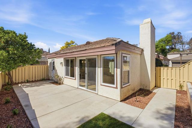 1823 Castle, Escondido, CA 92029