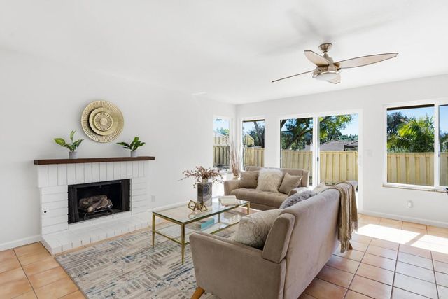 1823 Castle, Escondido, CA 92029