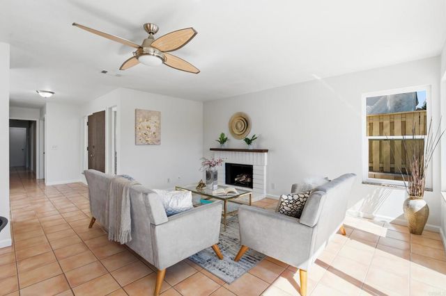 1823 Castle, Escondido, CA 92029