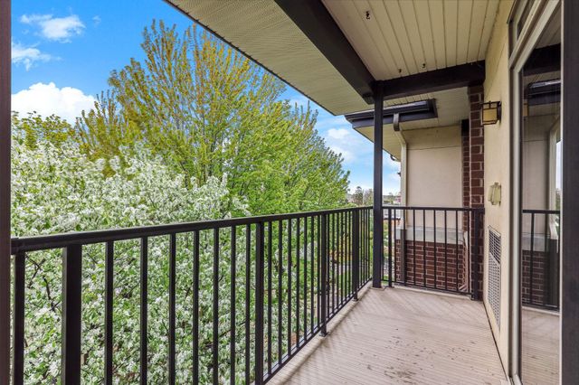 3251 Louisiana Avenue S 323, Saint Louis Park, MN 55426