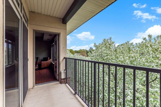 3251 Louisiana Avenue S 323, Saint Louis Park, MN 55426