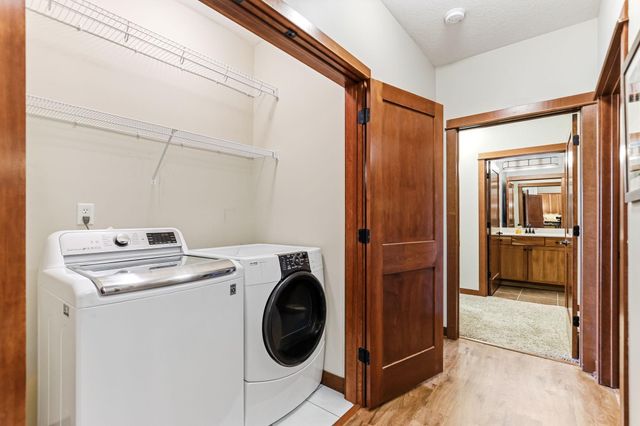 3251 Louisiana Avenue S 323, Saint Louis Park, MN 55426
