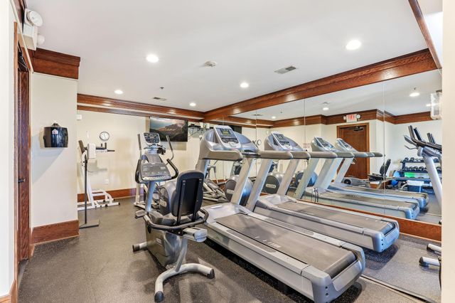 3251 Louisiana Avenue S 323, Saint Louis Park, MN 55426