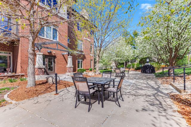 3251 Louisiana Avenue S 323, Saint Louis Park, MN 55426