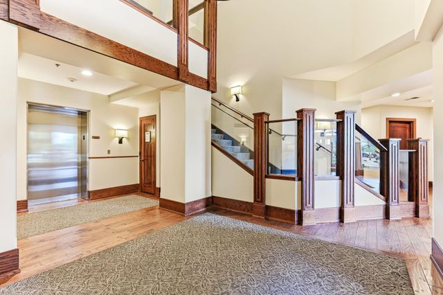 3251 Louisiana Avenue S 323, Saint Louis Park, MN 55426