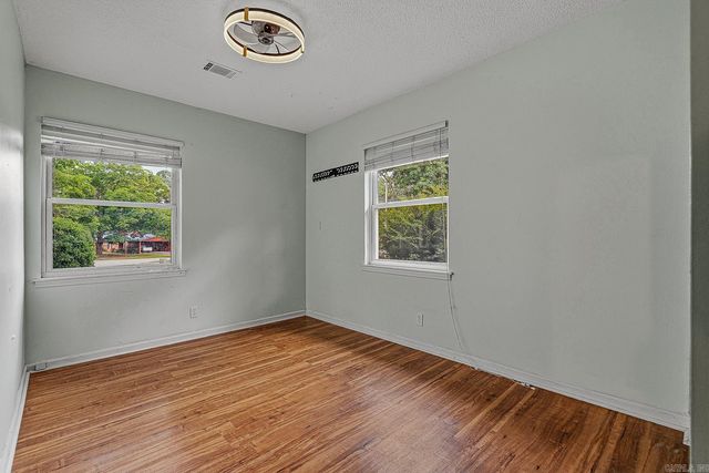 1804 Rich Rd, Jonesboro, AR 72401