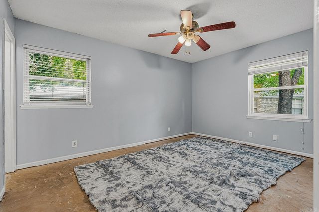 1804 Rich Rd, Jonesboro, AR 72401