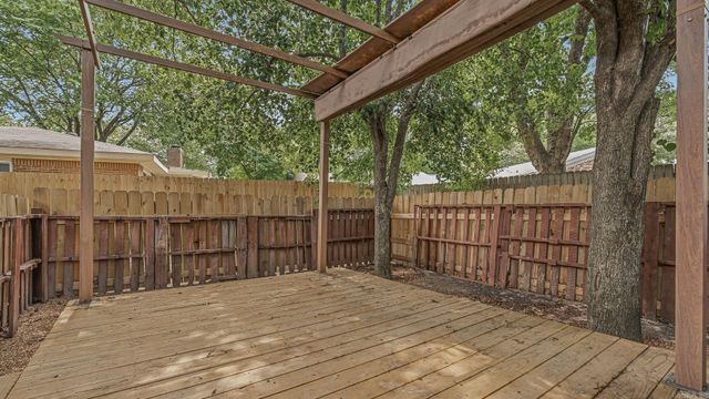 1804 Rich Rd, Jonesboro, AR 72401