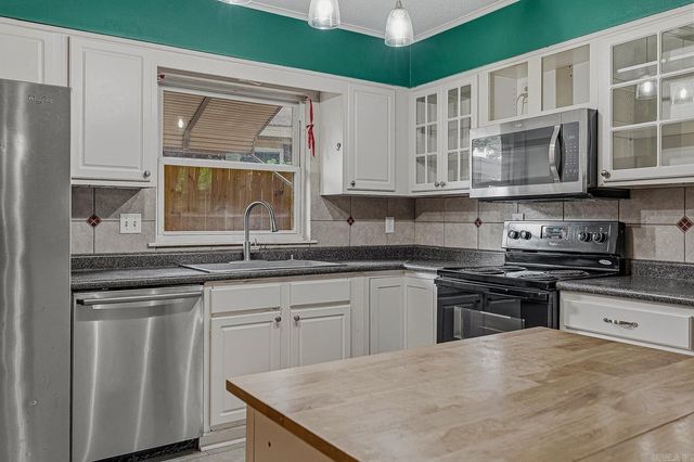 1804 Rich Rd, Jonesboro, AR 72401